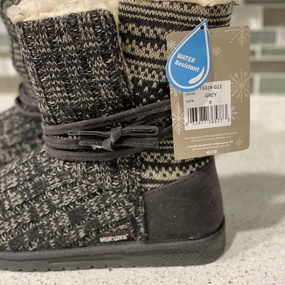 MUKLUKS BOOTS 4-WOMEN, SIZE 8. - Picture 6 of 11